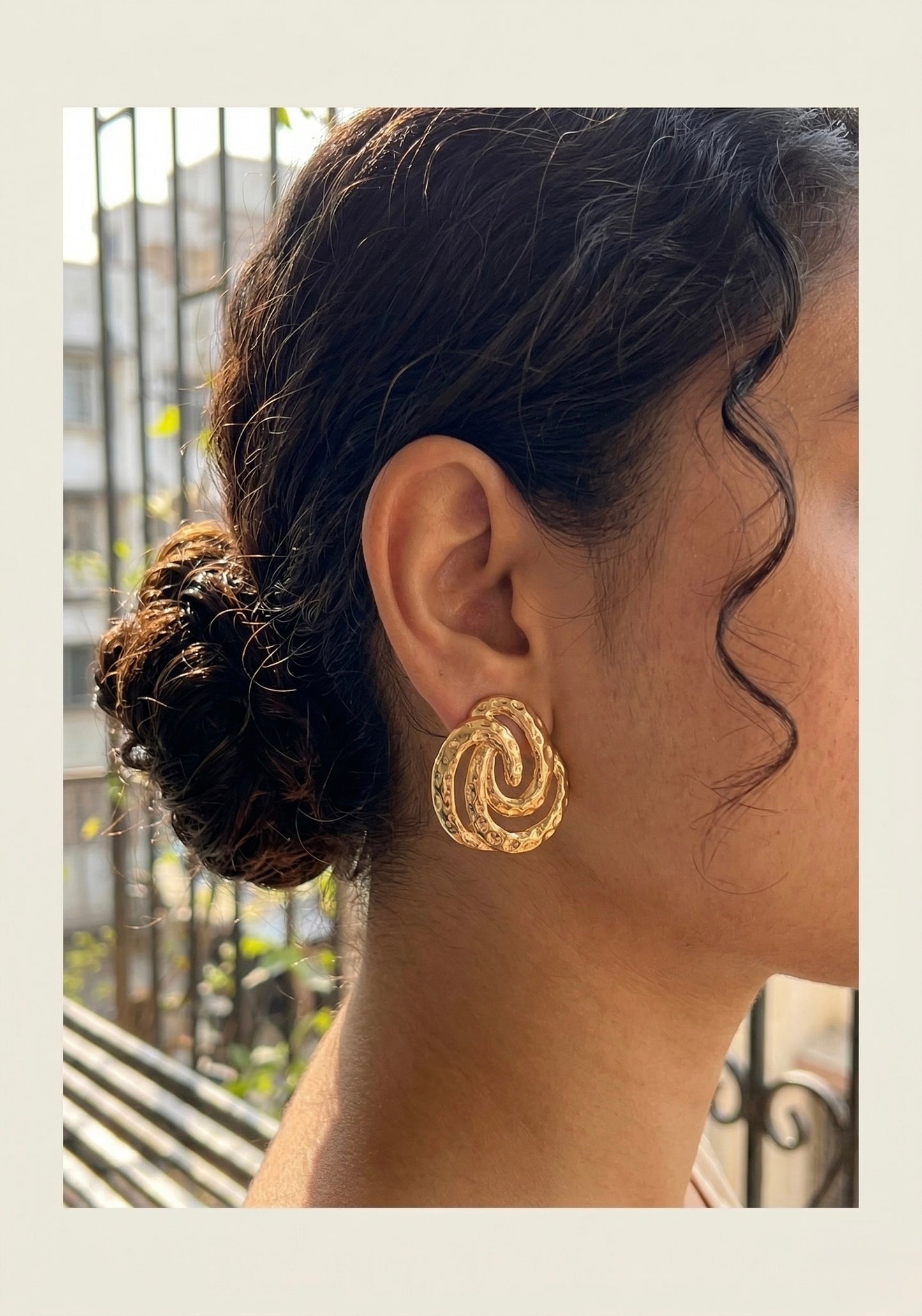 Swirl Studs